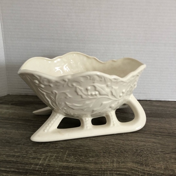 Vtg Ceramic Sleigh Planter - Picture 16 of 16